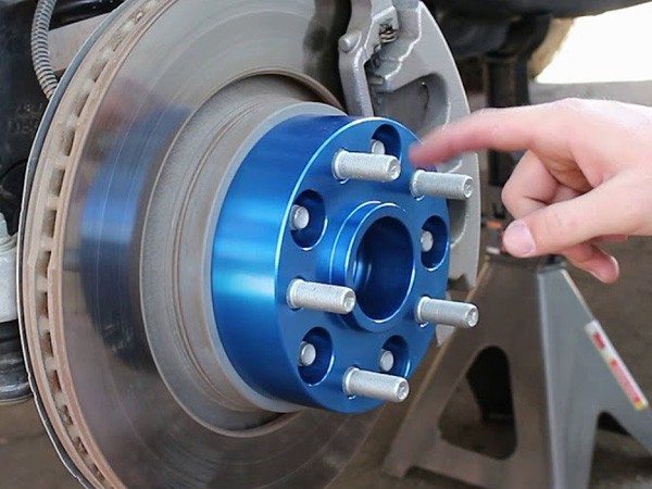 Unlock Performance Potential and Transform Your Vehicle With 8 Lug Wheel Spacers