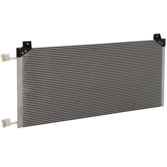 Aluminum Radiator For 99-06 GMC Sierra 1500 02-04 Cadillac Escalade