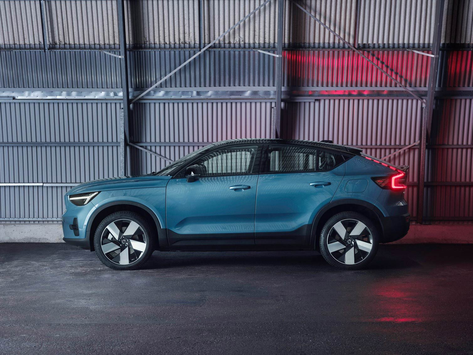 Volvo Details Big Plans to Improve Batteries, Infotainment, and Safety